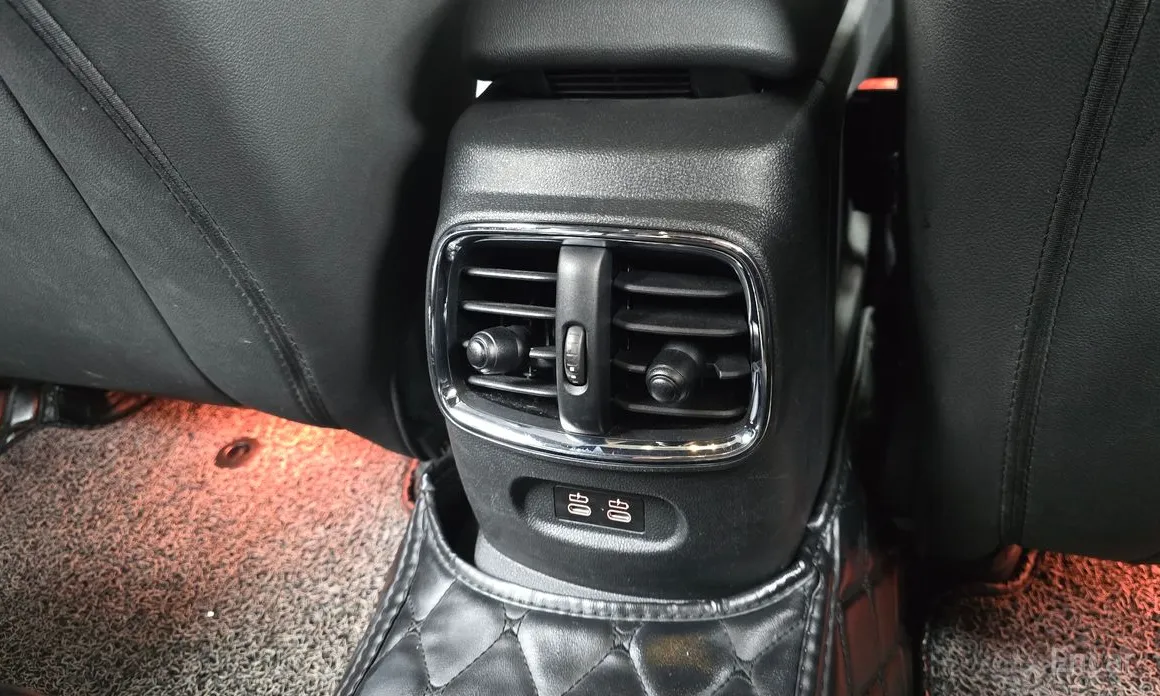 Фото 19 - Mini Clubman