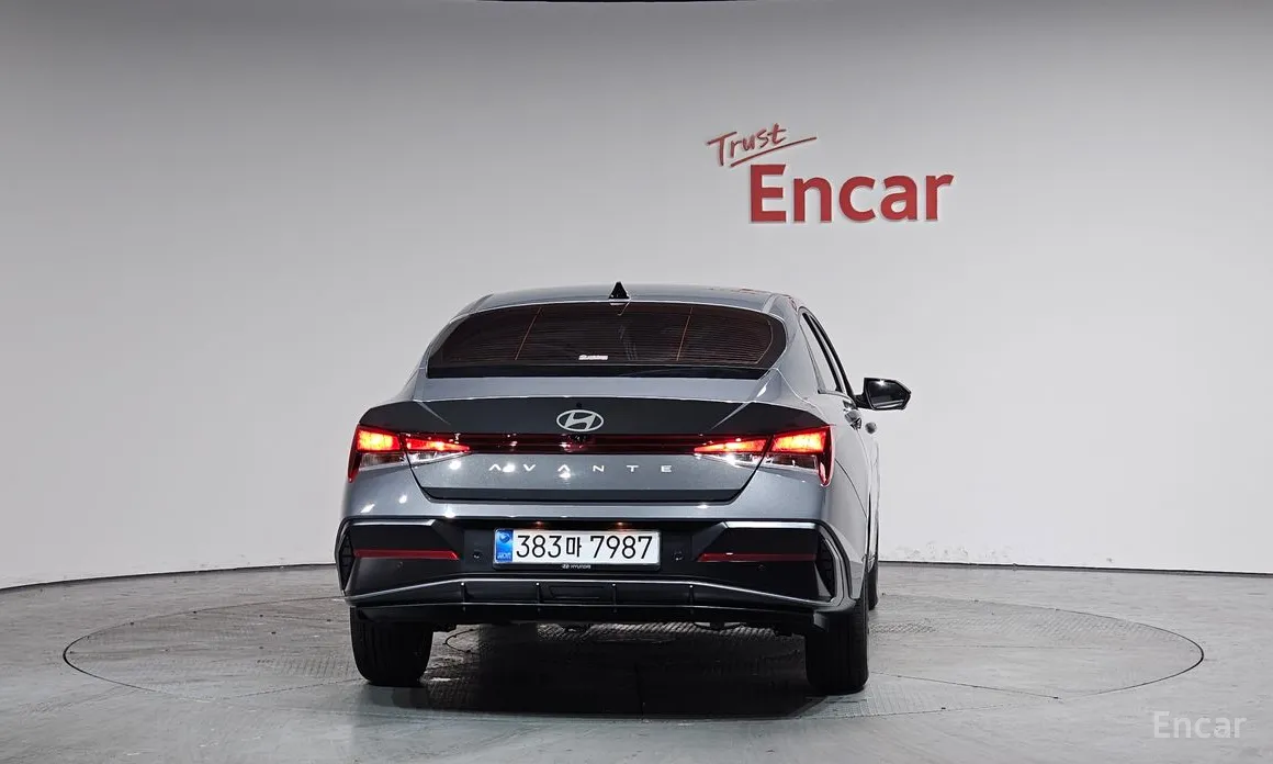Фото 4 - Hyundai Avante