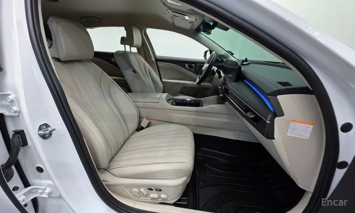 Фото 10 - Kia K8