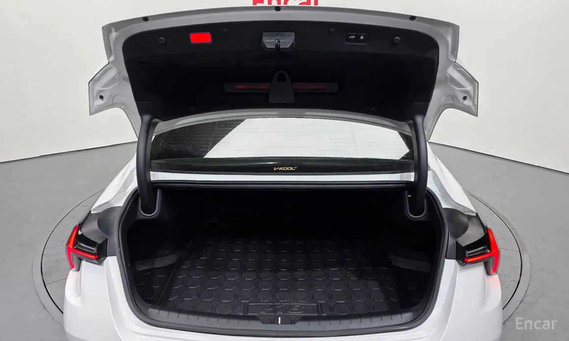 Фото 20 - Kia K8