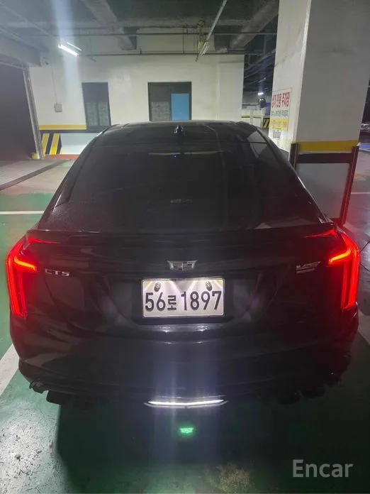 Фото 3 - Cadillac CT5-V