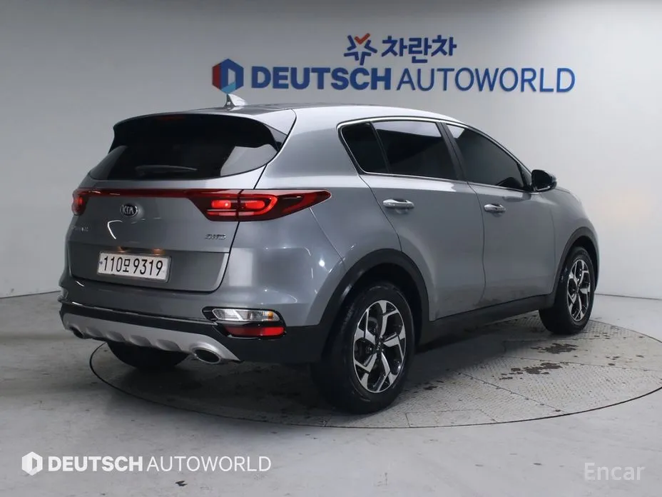 Фото 2 - Kia Sportage