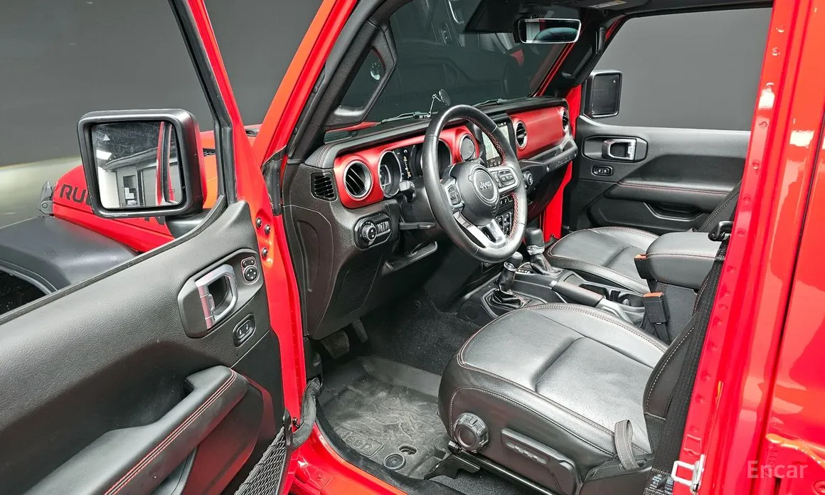 Фото 12 - Jeep Wrangler