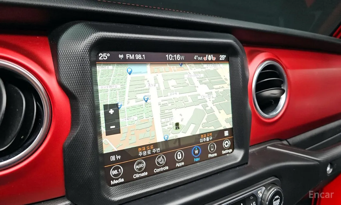 Фото 14 - Jeep Wrangler