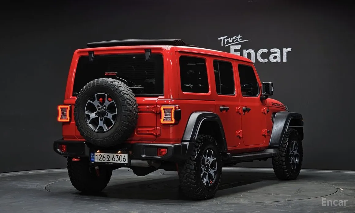 Фото 2 - Jeep Wrangler