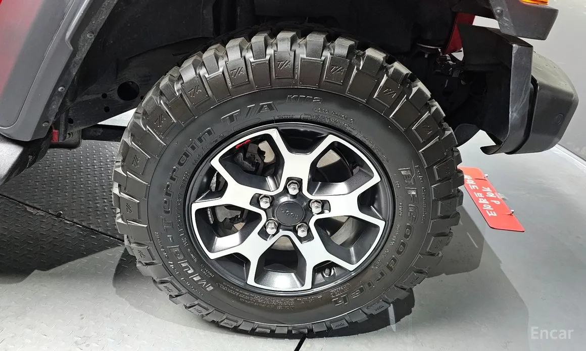 Фото 5 - Jeep Wrangler