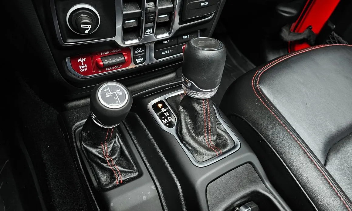 Фото 9 - Jeep Wrangler