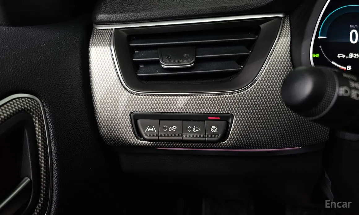 Фото 14 - Renault XM3