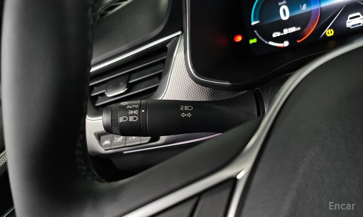 Фото 15 - Renault XM3