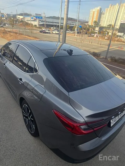 Фото 6 - Toyota Camry