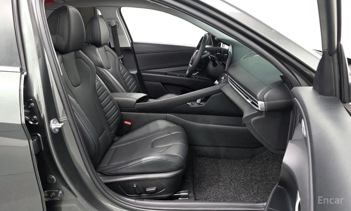 Фото 10 - Hyundai Avante