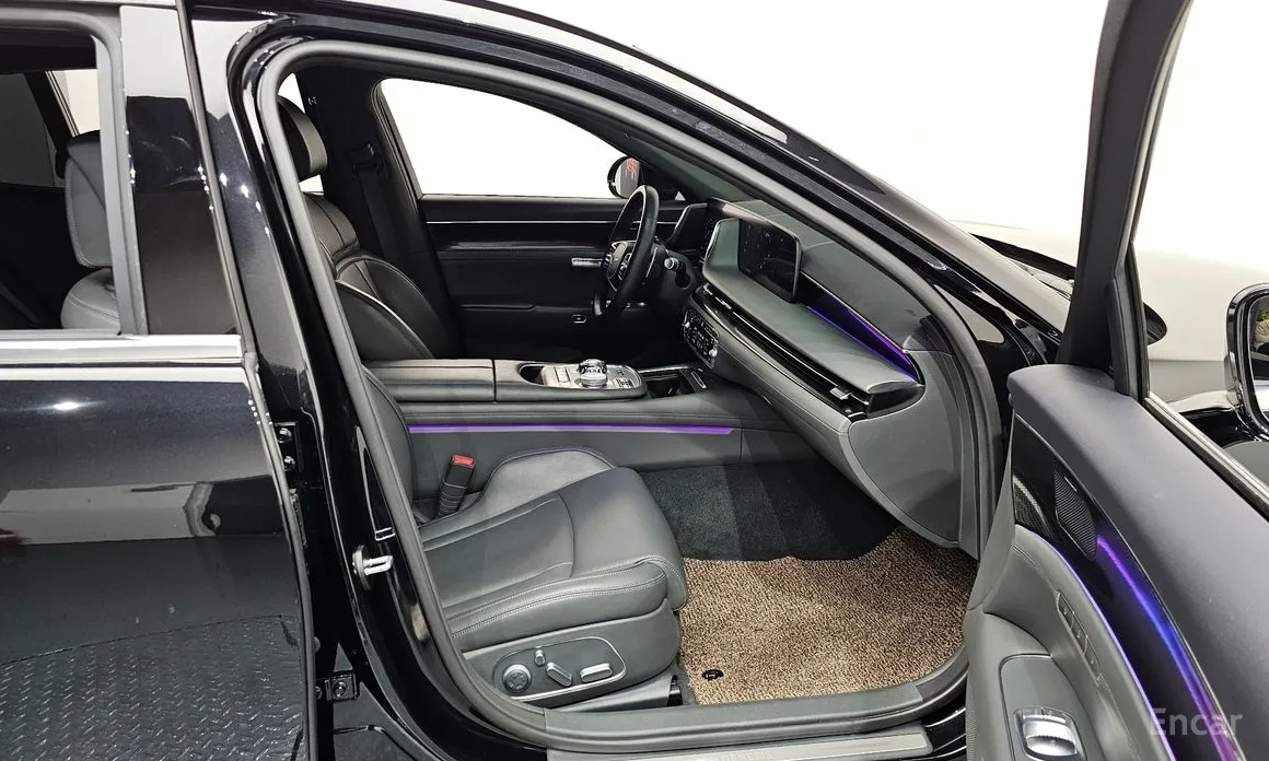 Фото 11 - Genesis G90