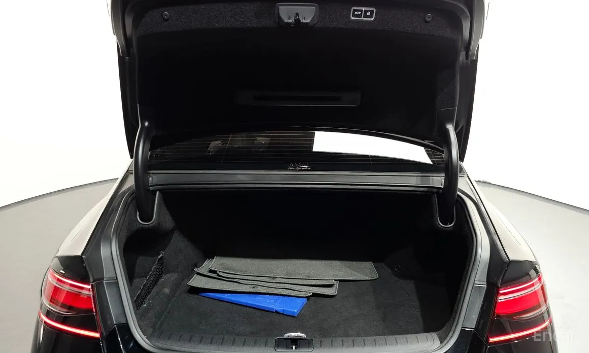 Фото 20 - Genesis G90