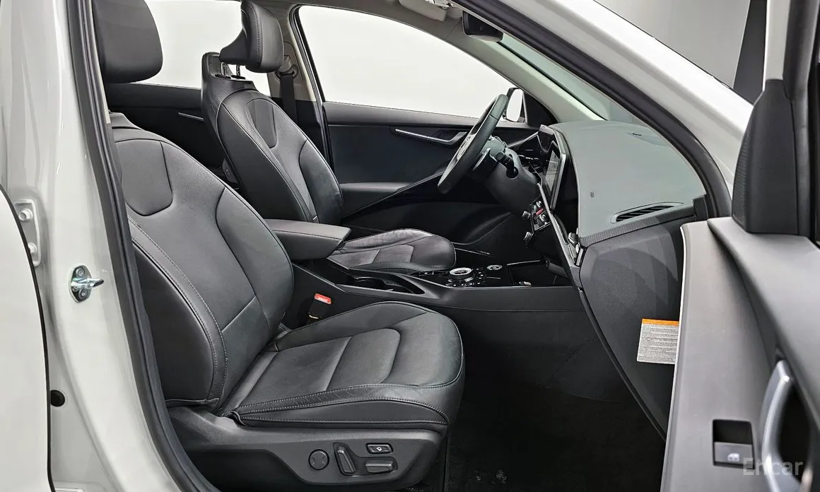 Фото 10 - Kia Niro