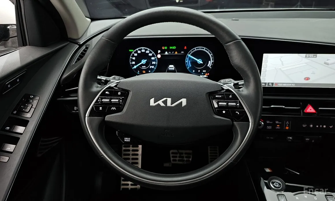 Фото 13 - Kia Niro