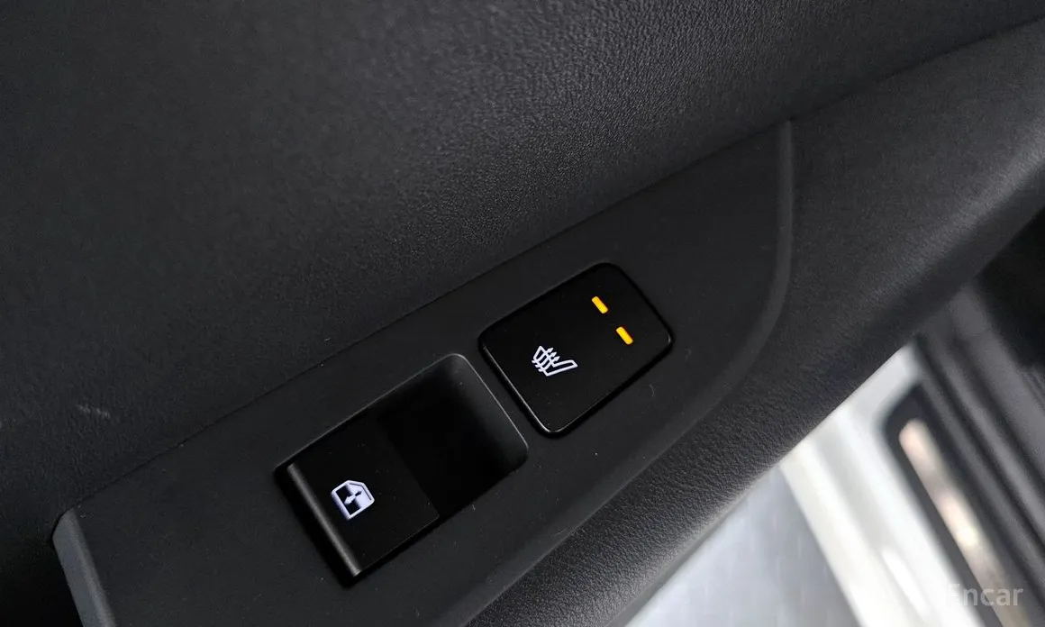 Фото 17 - Kia Niro