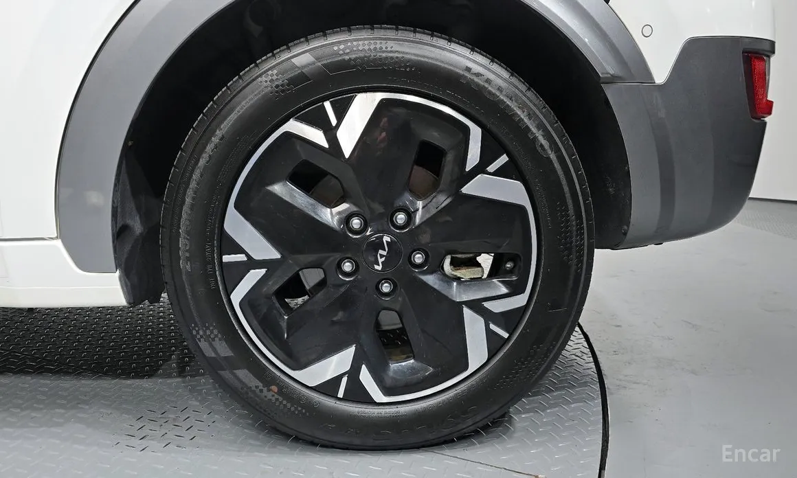 Фото 5 - Kia Niro