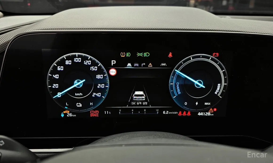 Фото 8 - Kia Niro