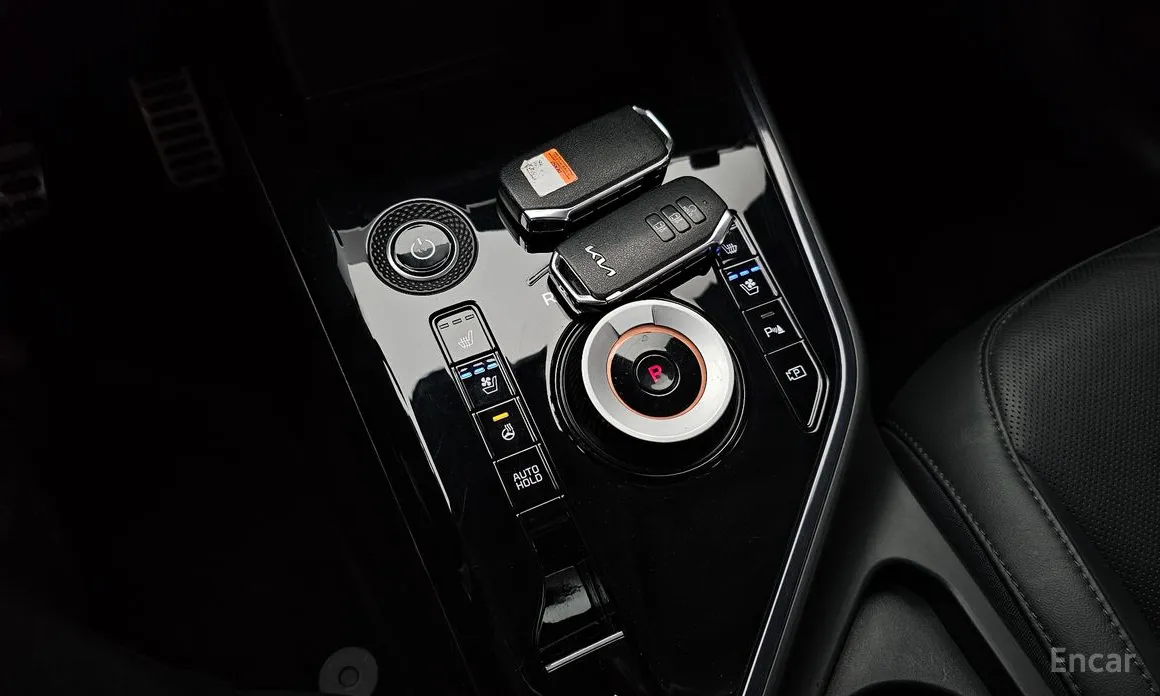 Фото 9 - Kia Niro