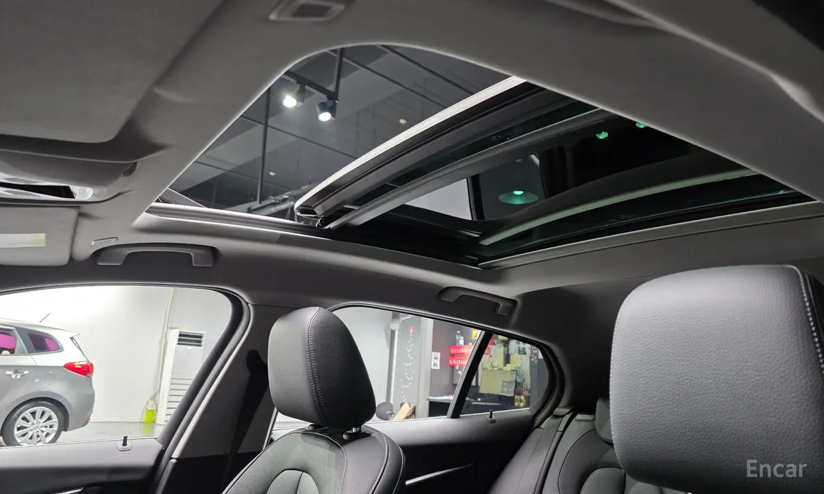 Фото 17 - BMW 1 Series