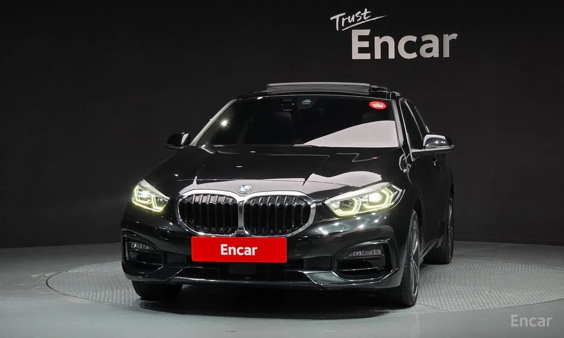 Фото 3 - BMW 1 Series