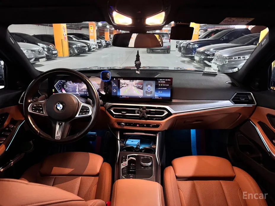 Photo 19 - BMW 3 Series