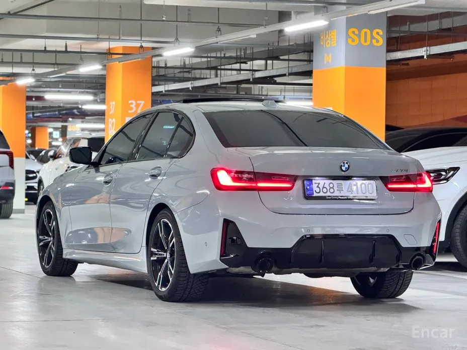 Photo 2 - BMW 3 Series