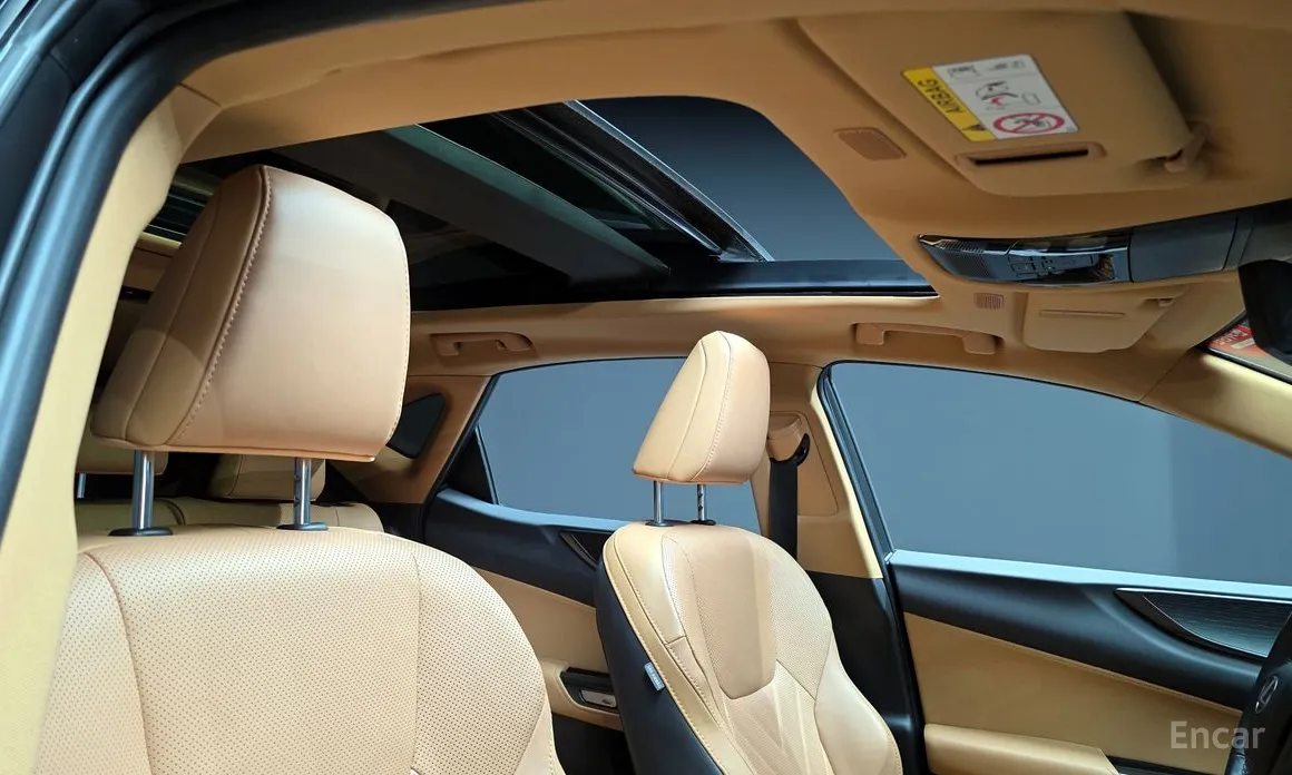 Фото 20 - Lexus NX