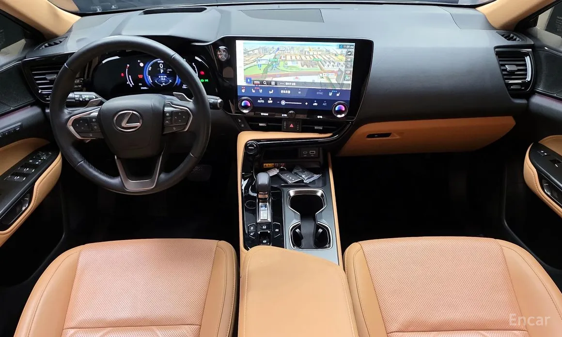 Фото 7 - Lexus NX