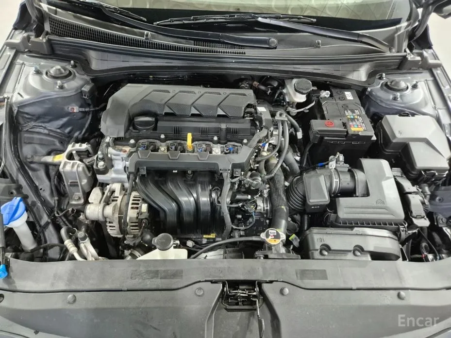 Hyundai Avante 2023 1.6