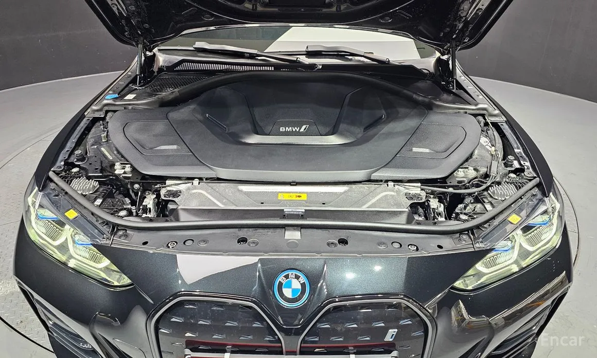 Фото 6 - BMW i4