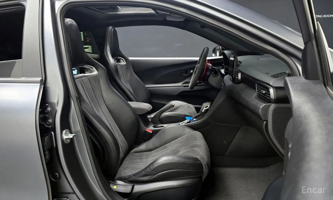 Фото 10 - Hyundai Veloster