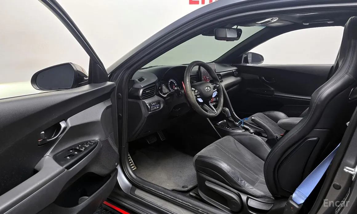 Фото 11 - Hyundai Veloster