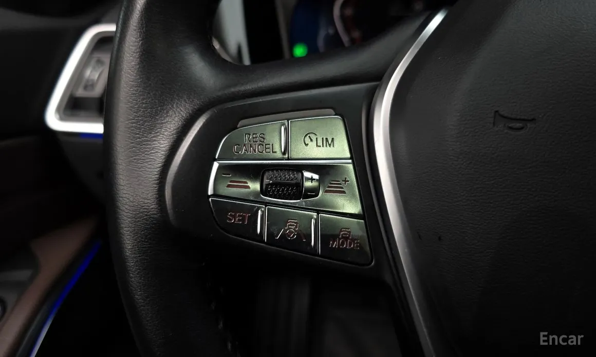 Фото 17 - BMW 3 Series