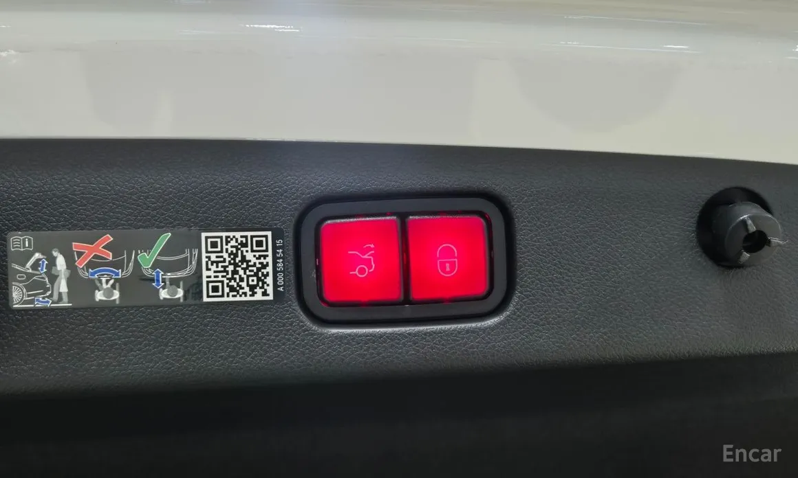 Фото 14 - Mercedes-Benz E-Class