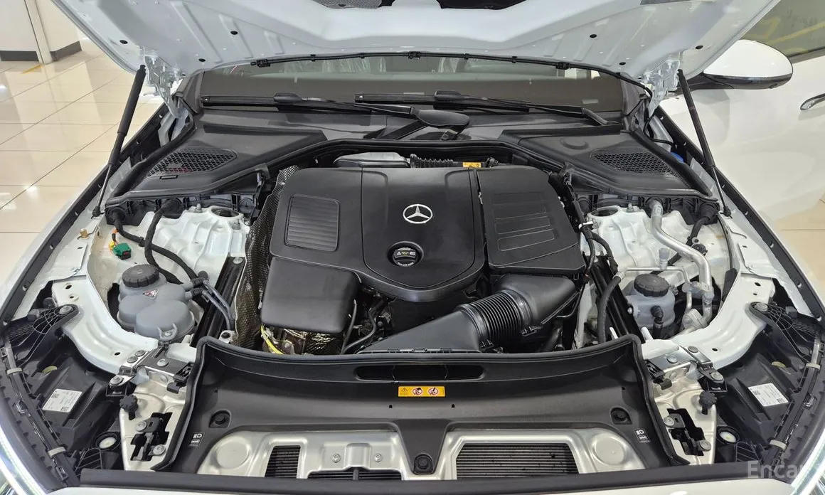 Фото 6 - Mercedes-Benz E-Class