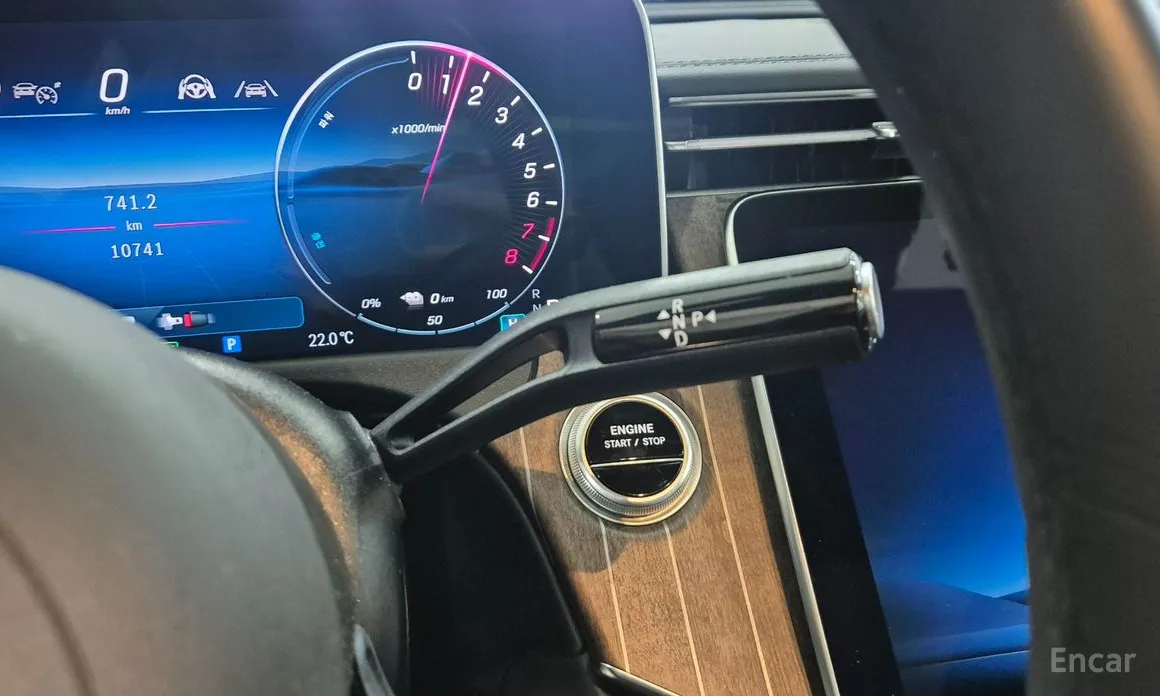 Фото 9 - Mercedes-Benz E-Class