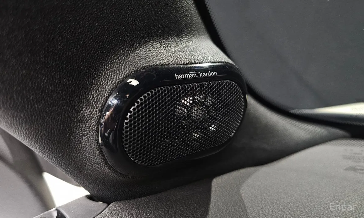 Фото 18 - Mini Cooper Convertible