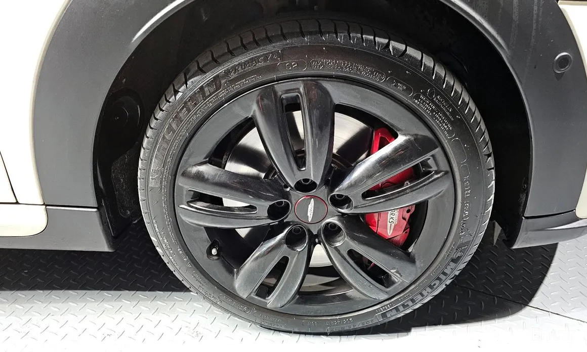 Фото 5 - Mini Cooper Convertible