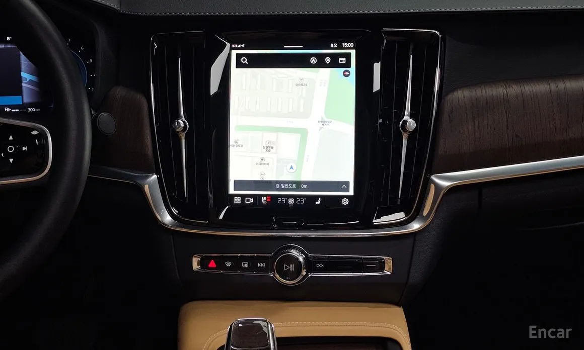 Фото 19 - Volvo S90