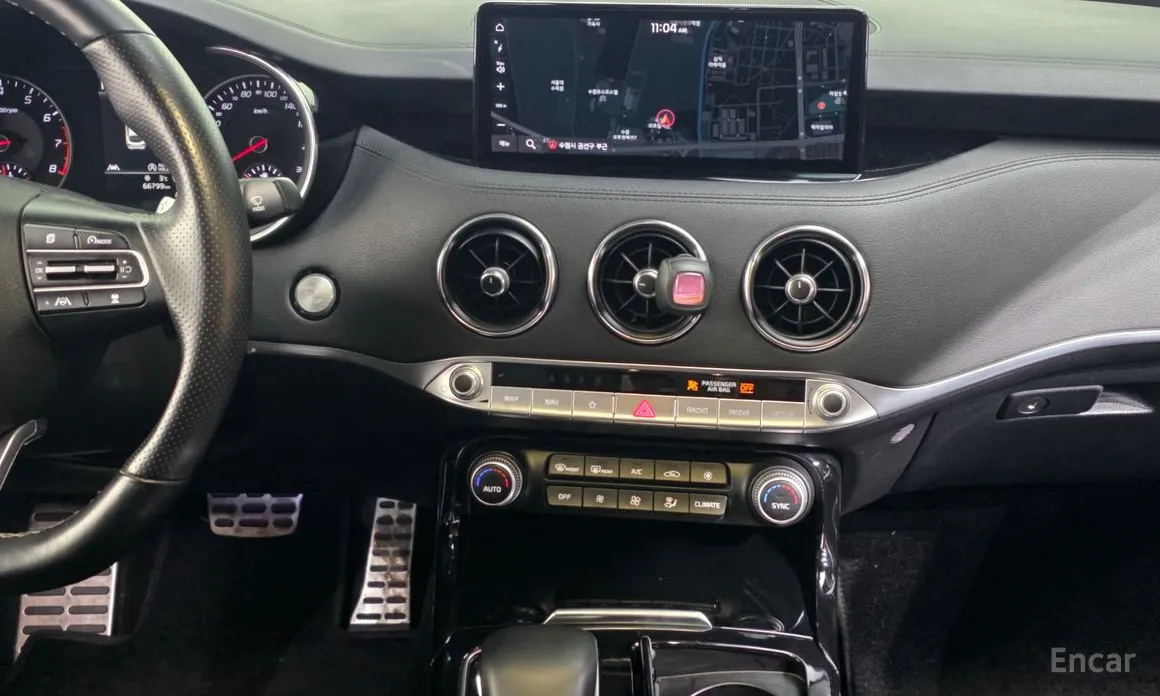 Фото 14 - Kia Stinger