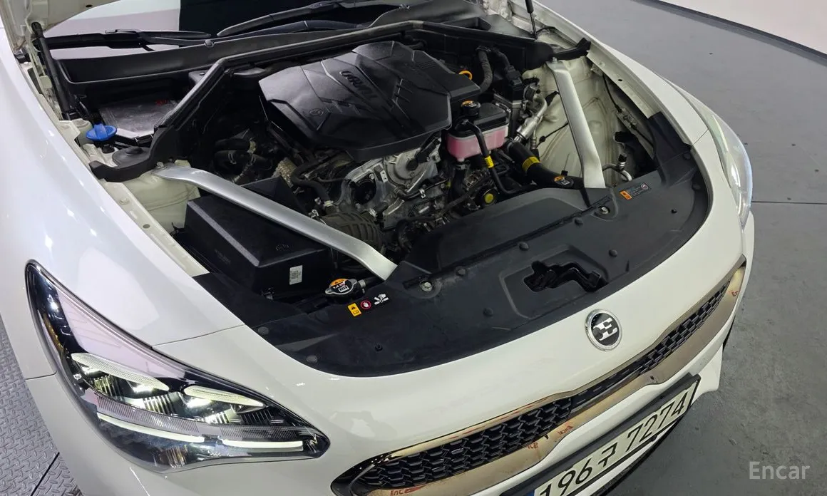 Фото 6 - Kia Stinger