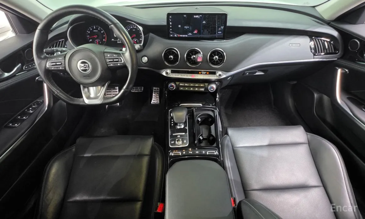 Фото 7 - Kia Stinger