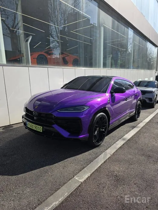 Фото 3 - Lamborghini Urus