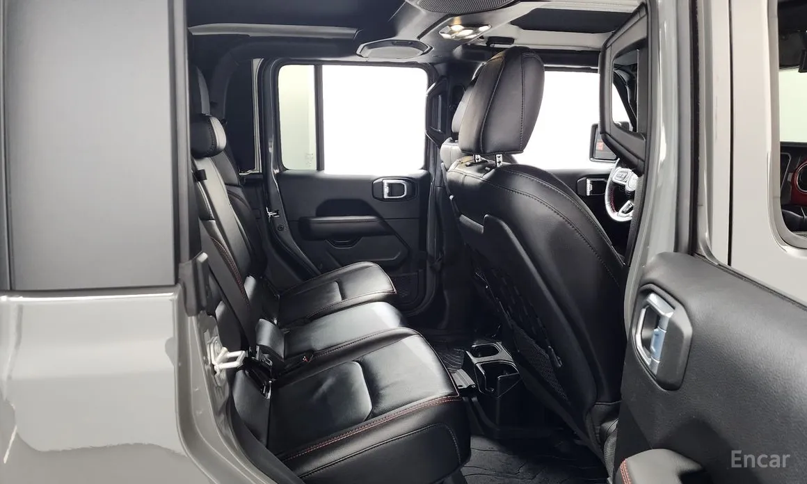 Фото 12 - Jeep Gladiator