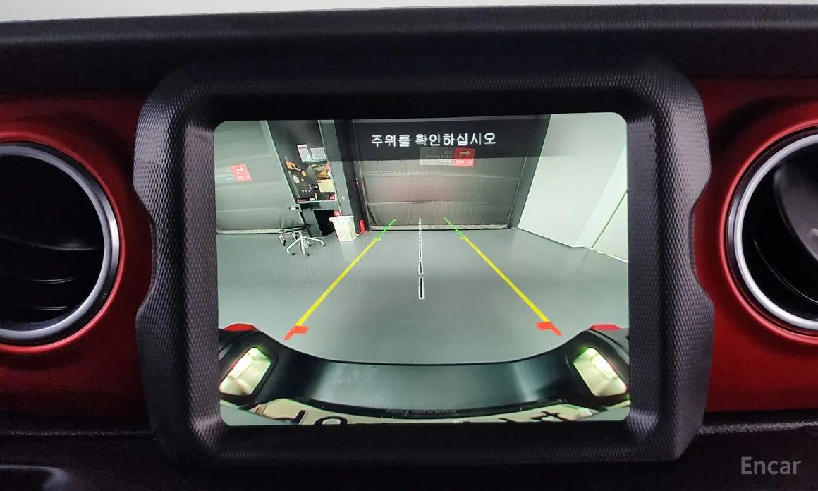 Фото 16 - Jeep Gladiator