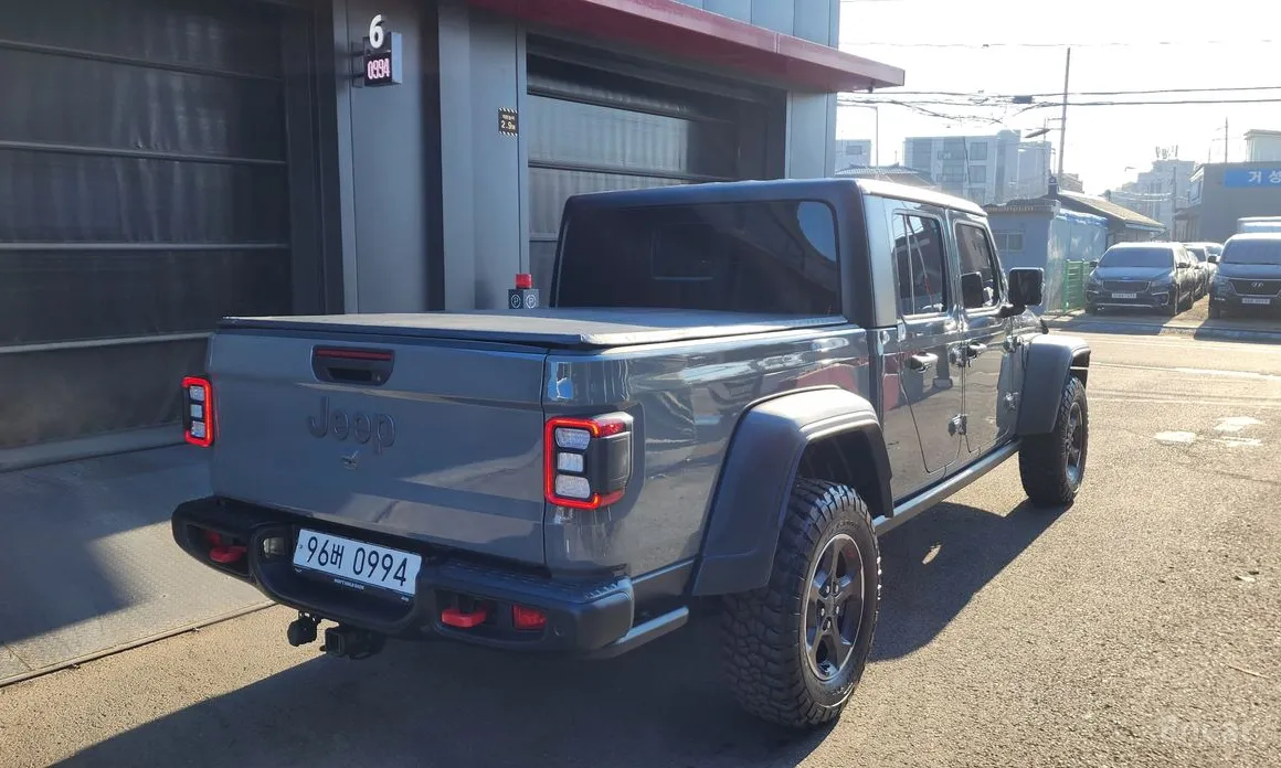 Фото 2 - Jeep Gladiator