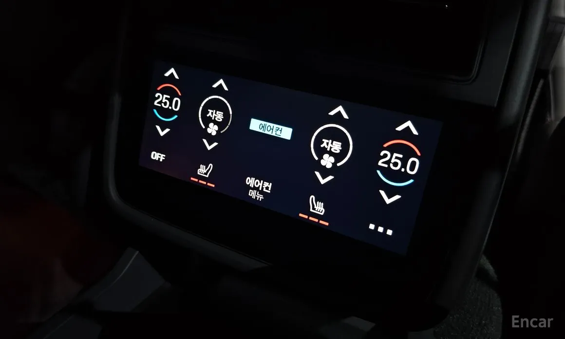 Фото 19 - Porsche Taycan