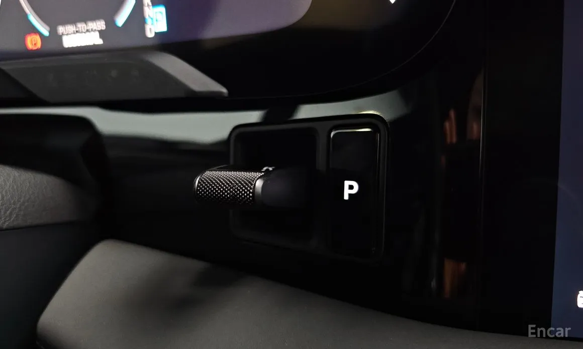 Фото 9 - Porsche Taycan