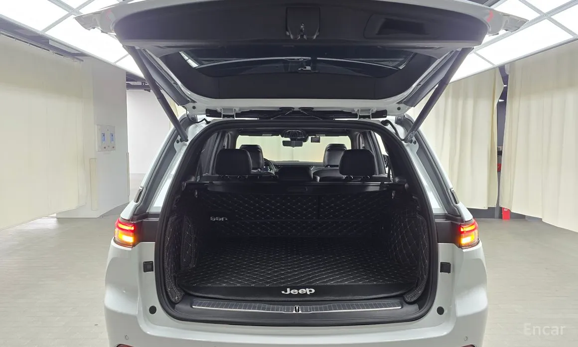 Фото 20 - Jeep Cherokee